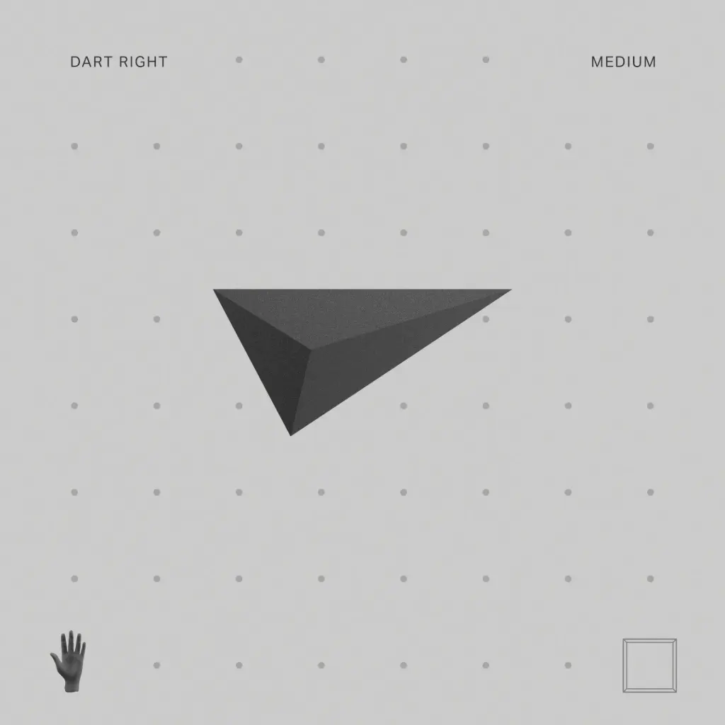 [TILT-Dart-Deep-Right-M] Dart Right (medium)